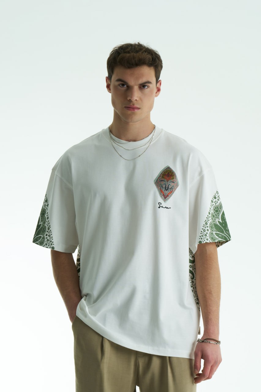 Saw Paisley Nakış Oversize T-Shirt (Beyaz)