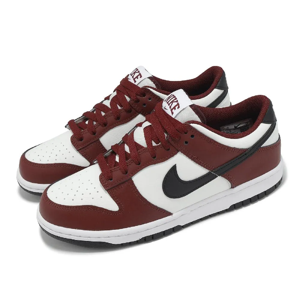 Nike Dunk Low · Team Red